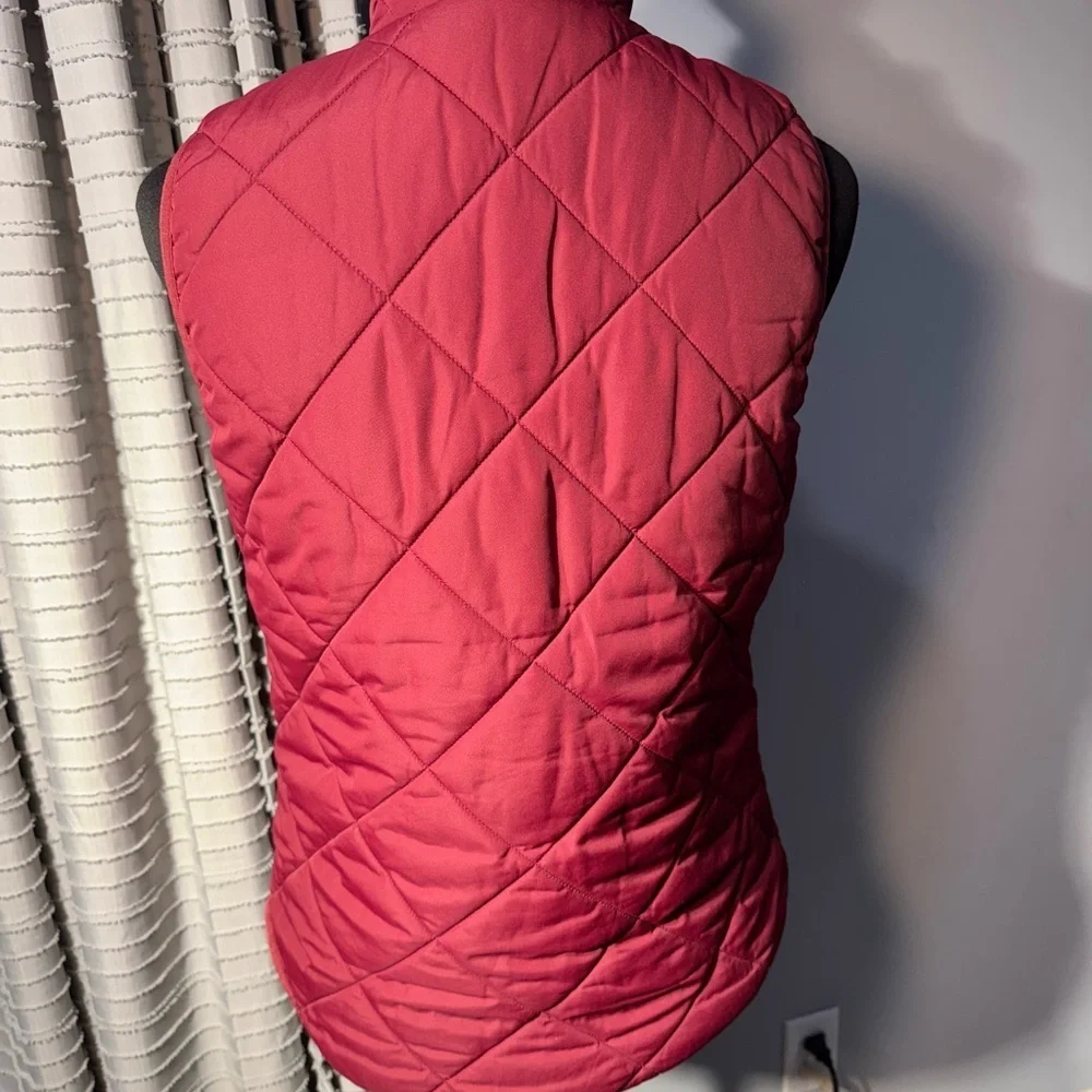 🔥 J.Crew Quilted Puffer Vest – XS – Burgundy/